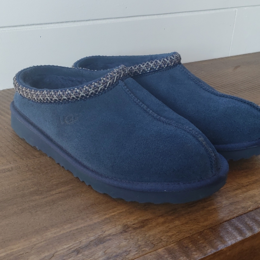 UGG blue slippers size 6